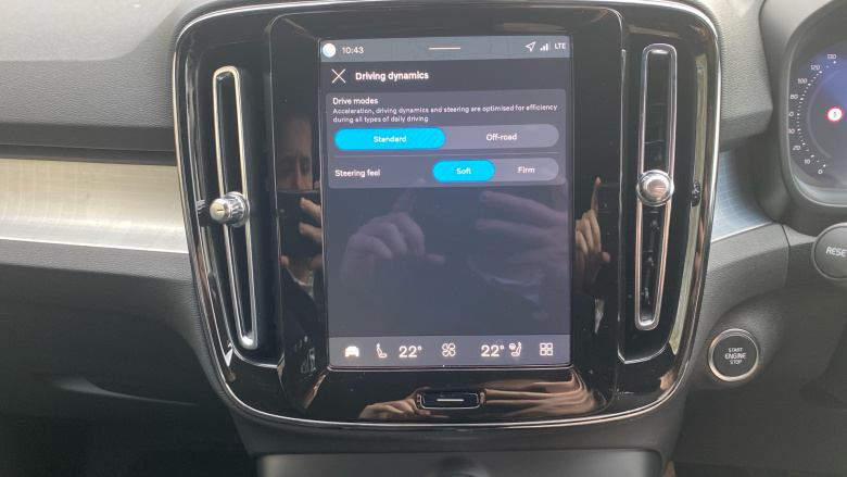 Volvo XC40 2.0 B3P Plus Dark 5dr Auto Petrol Estate